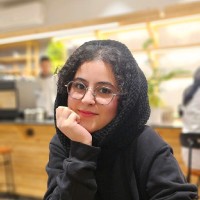 Helia Taromi