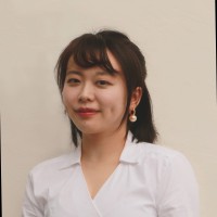 Qinyi Wang