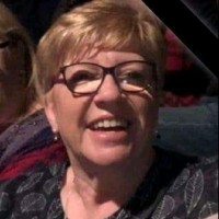 Julie Holt