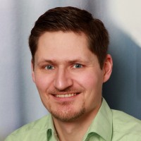 Adrian Tomasek