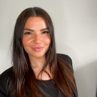 Stephanie Van Geel