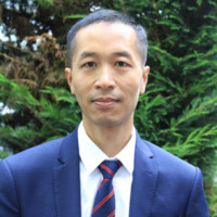 Nhut Le