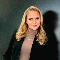 Ilknur Jasmin T.
