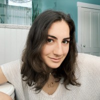 Chloe Schiff