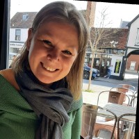 Shelley Edwards