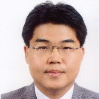 Sunghoon Lee
