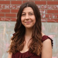 Stefani Arts (BA, MEd)