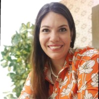 Carolina Velez Santistevan