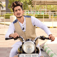Moyaz Siddique