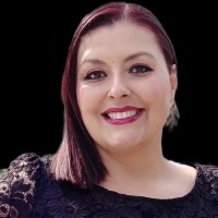 Cristina Flores