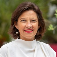 Lucia ROBERT