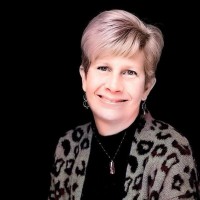 Suzanne Wahl