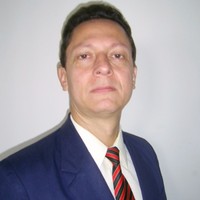 Nilo Gomes