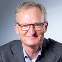 Tom M. Schmidt