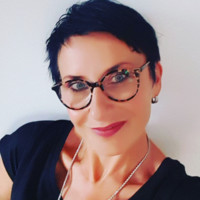 Evelyne Noll