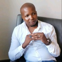Luvuyo Maku
