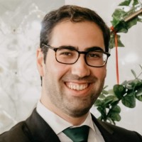 André Serrano