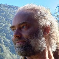 Christopher Elliott