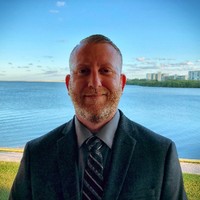 Christopher Borrelli