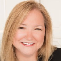 Lori Lewellen