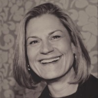 DeeDee Lowe
