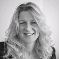 Renate Idzenga