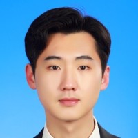 Jee Woo K.