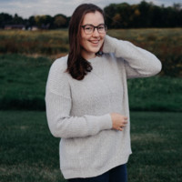 Erin De Jong, Rn