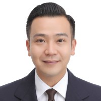김민욱