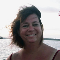 Deb Hunter