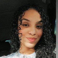 Letícia Neta