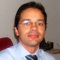Alexandre Leão