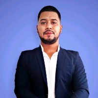 Manuel Olivares