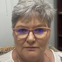 Leonie Hasell