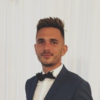 Tamás Tőzsér
