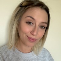 Laura Housset