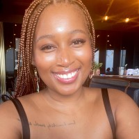 Nwabisa Tolom