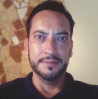 Angel De La Mora
