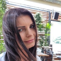 Alexandra Tomescu