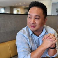 Steven Tan
