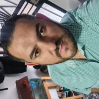 Michael Chacón