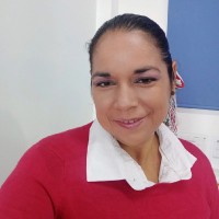 Arlette Román