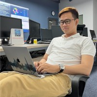 PhạM Văn LuậN
