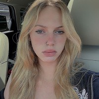 Sophia R