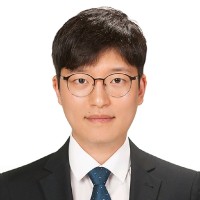 김석희