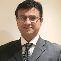 Dr Kashif Chauhan