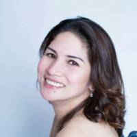 Rowena Santos