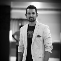 Ravi Deshpak