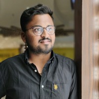 Shripad Vakil