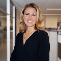 Tess Thompson